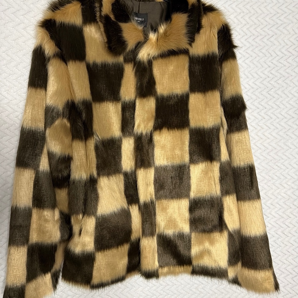 Checkered fur coat NWT - image 1